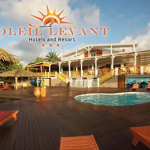 Le Soleil Levant Hotel Capesterre